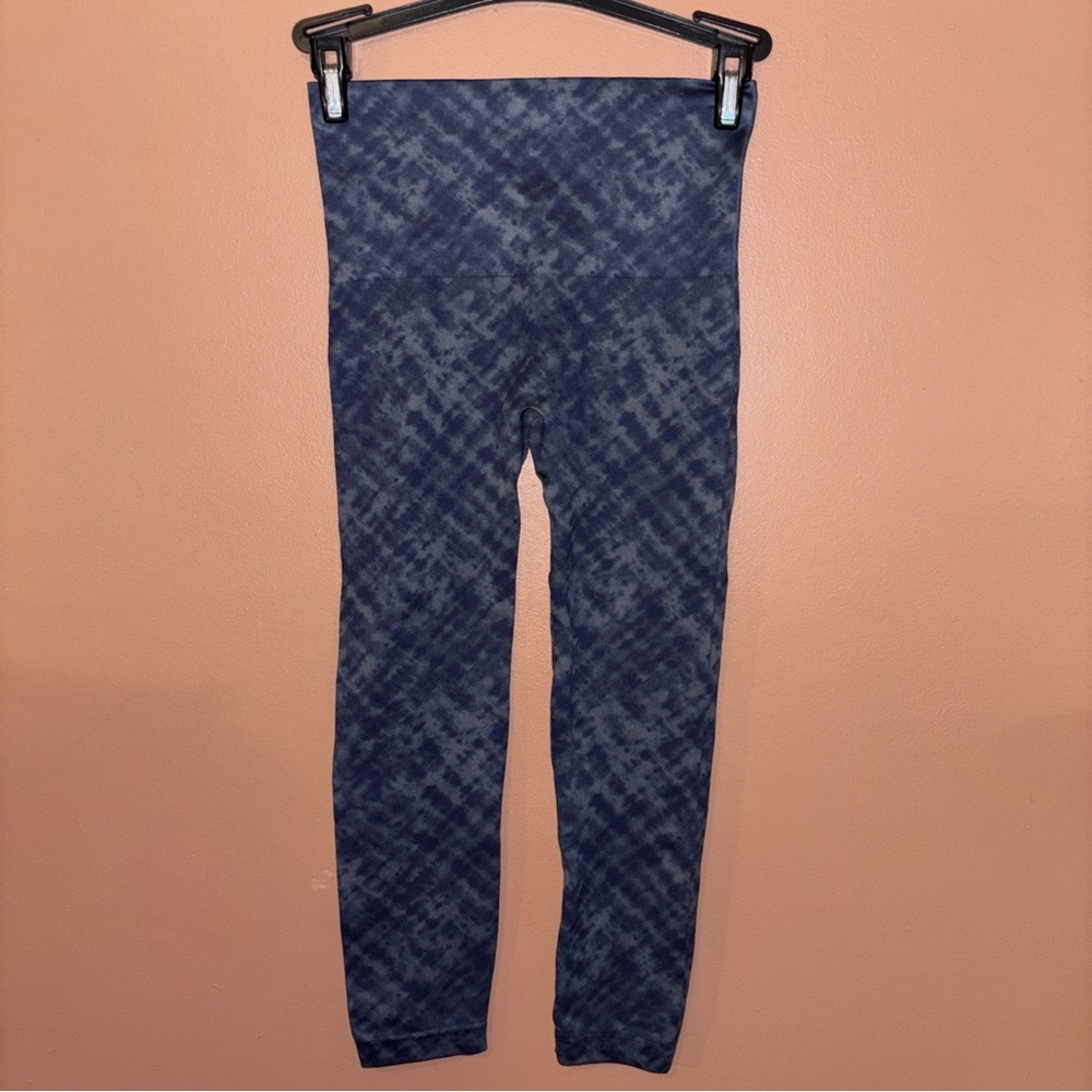 Spanx Look At Me Now Seamless Leggings Blue Tie Dye Size XS
